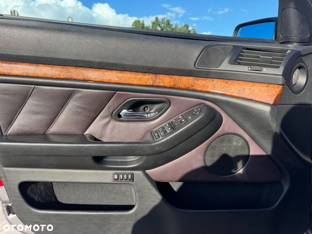 BMW Seria 5 - 11