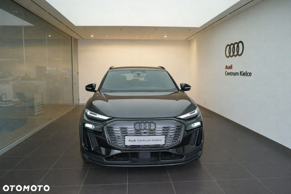 Audi Q6 e-tron - 2