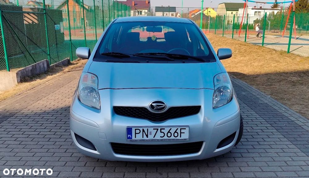 Daihatsu Charade Standard - 7