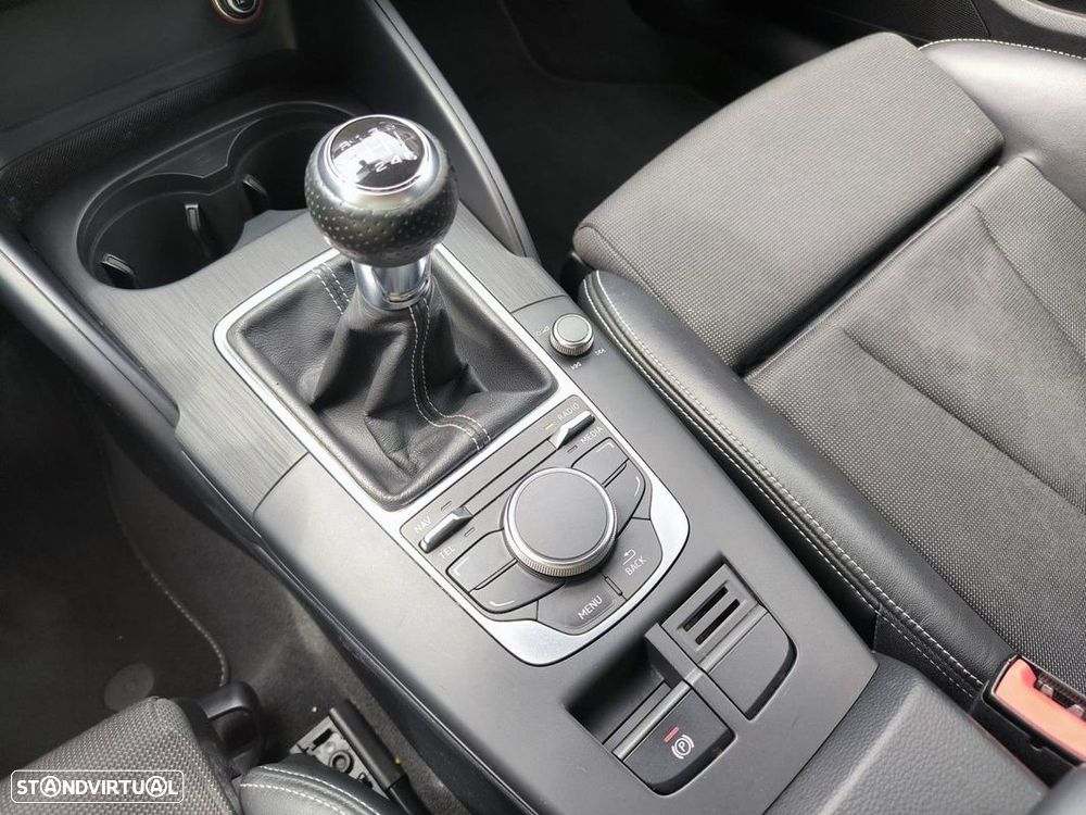 Audi A3 Sportback 2.0 TDI S-line - 39