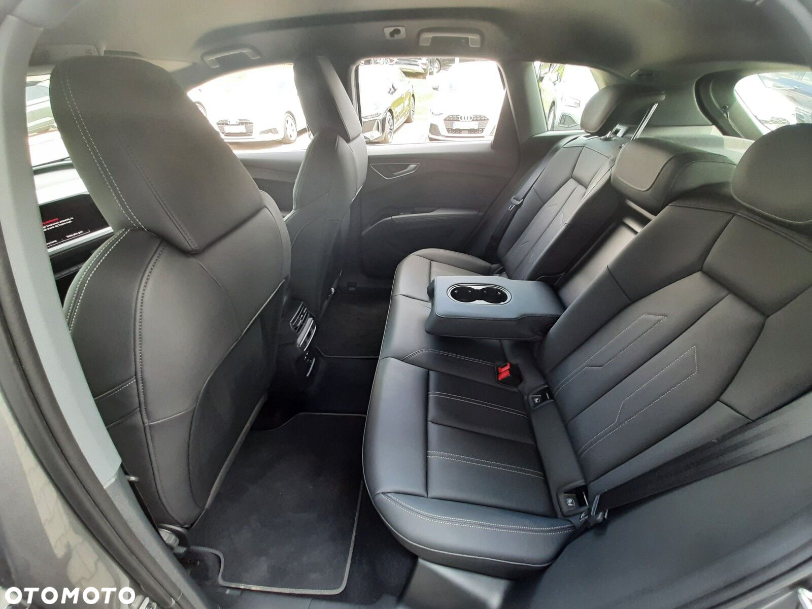 Audi Q4 e-tron - 15