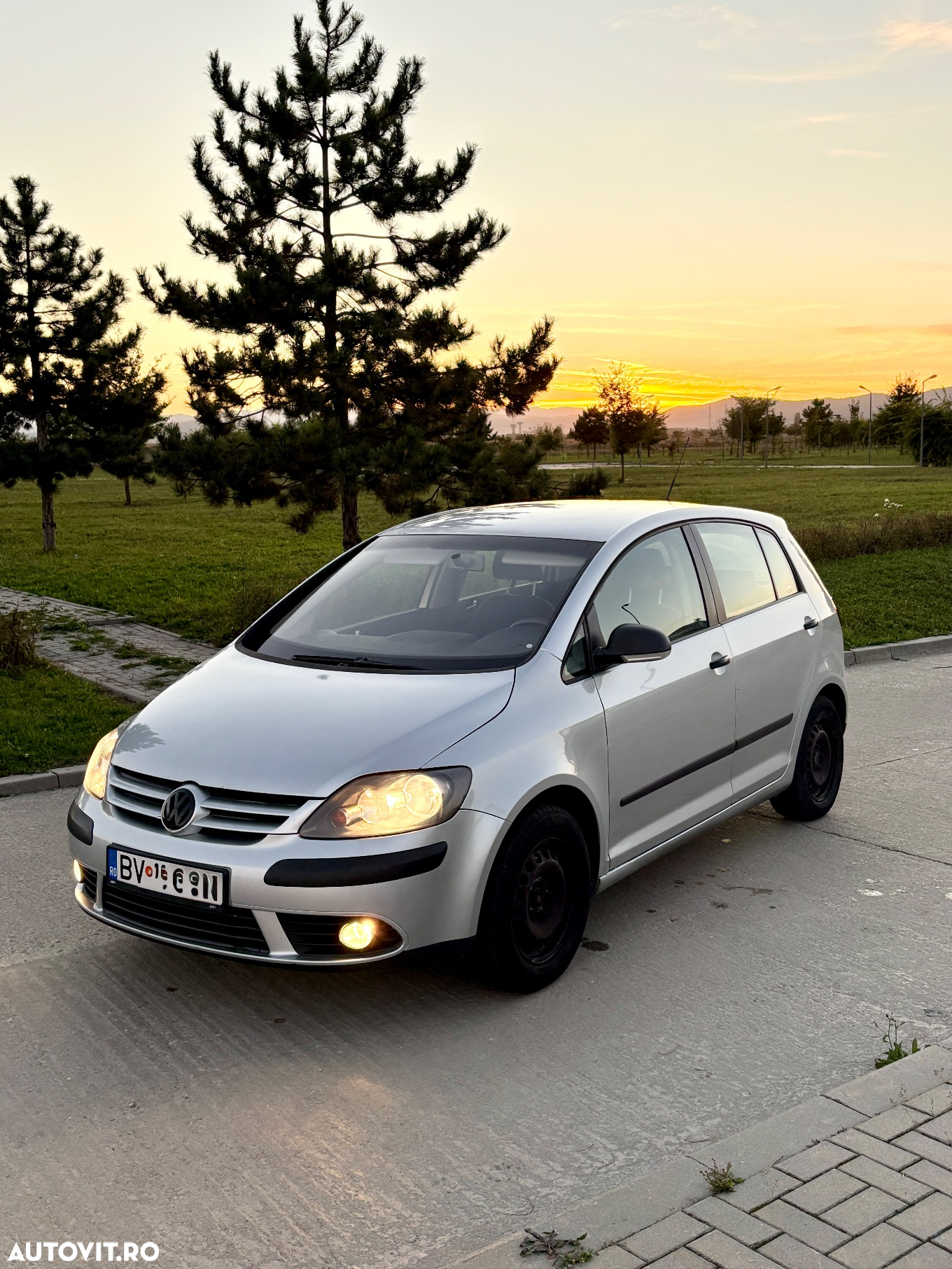 Volkswagen Golf Plus 1.4 Comfortline - 3