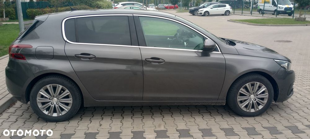 Peugeot 308 BlueHDi FAP 130 EAT8 Stop & Start Allure - 6