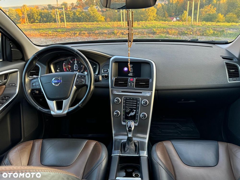 Volvo XC 60 D4 Geartronic Summum - 27