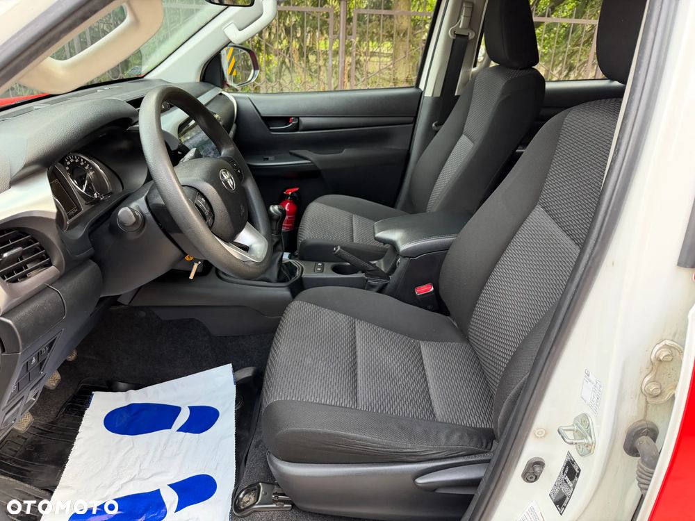 Toyota Hilux 2.4 D-4D Double Cab DLX 4x4 - 10