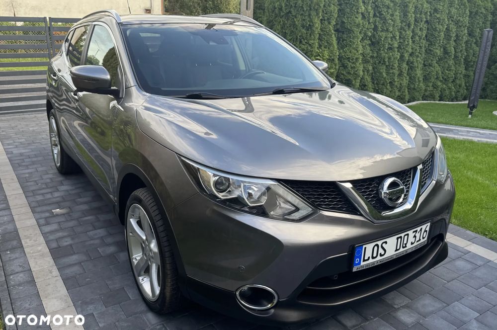 Nissan Qashqai 1.2 DIG-T 360 - 1