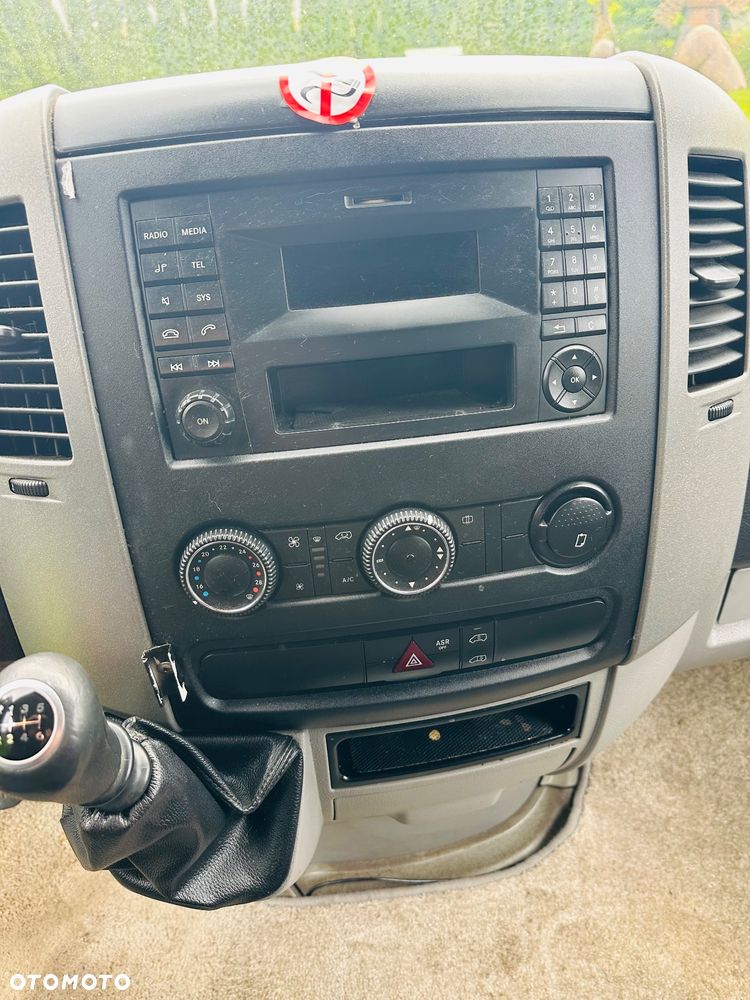 Mercedes-Benz Sprinter 210 CDI (BlueTec) 906.211 - 13