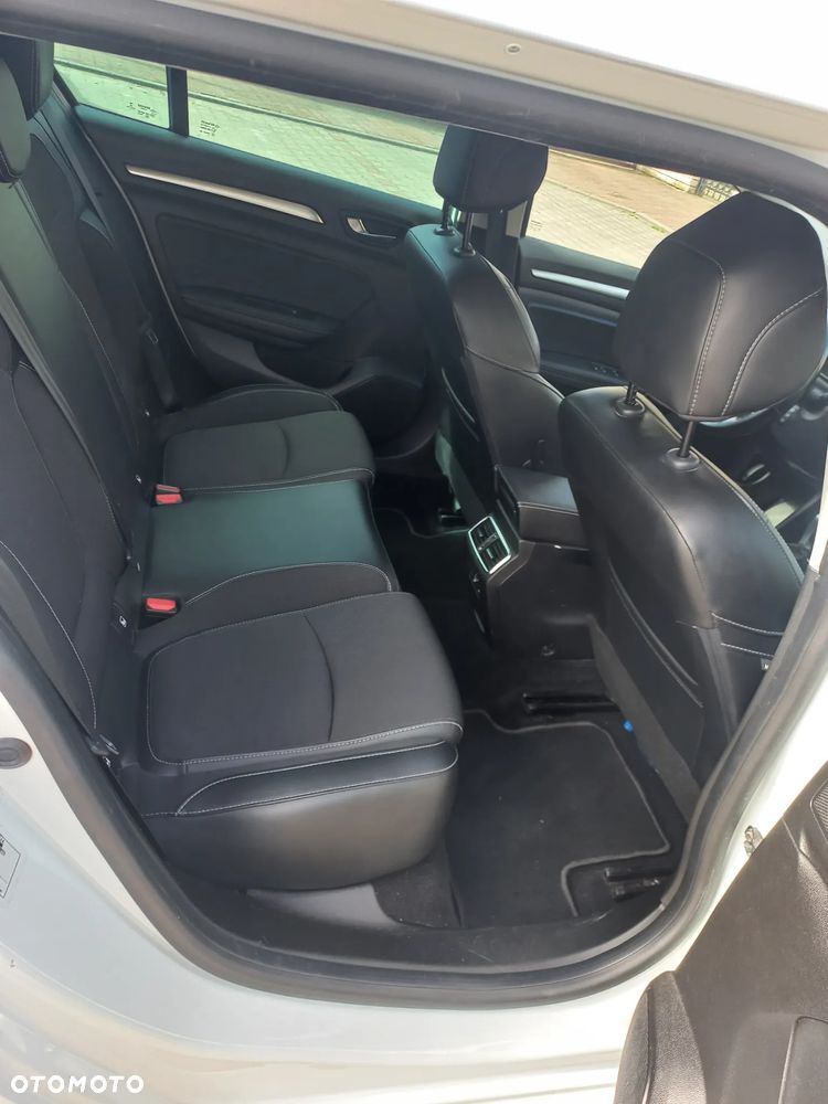Renault Megane 1.3 TCe FAP GT Line EDC - 23