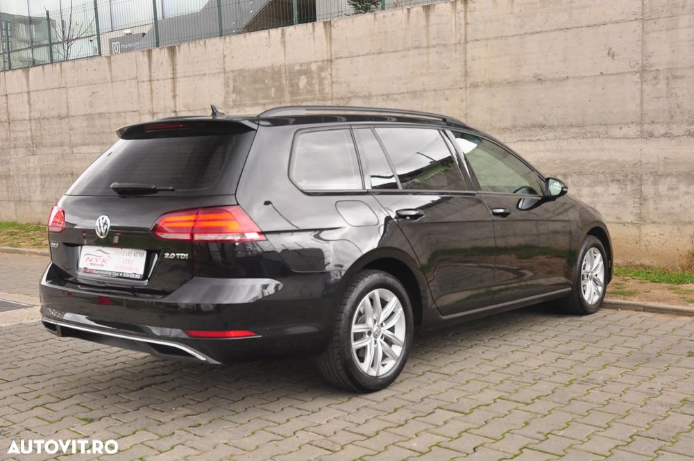 Volkswagen Golf 2.0 BlueTDI DSG Comfortline - 4