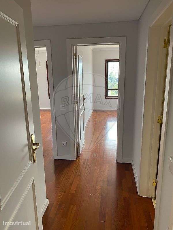 Apartamento T4 para arrendamento - Grande imagem: 3/20