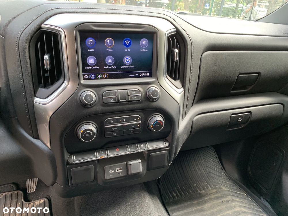 Chevrolet Silverado - 29