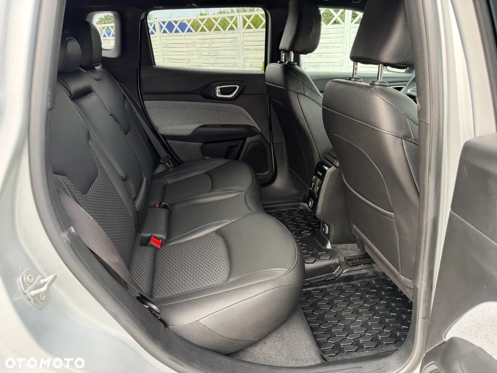 Jeep Compass - 19