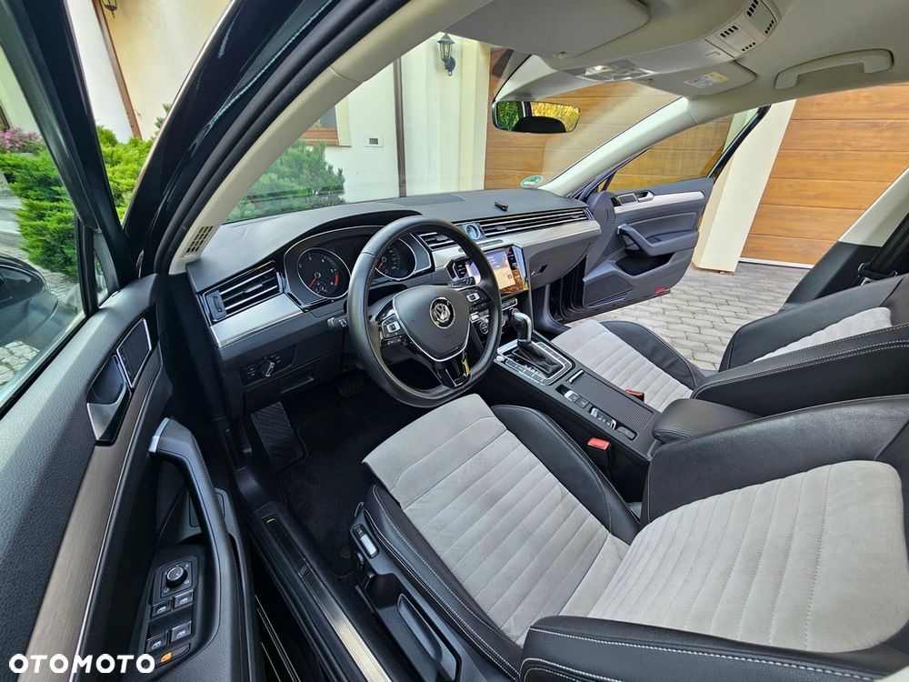 Volkswagen Passat Variant - 17