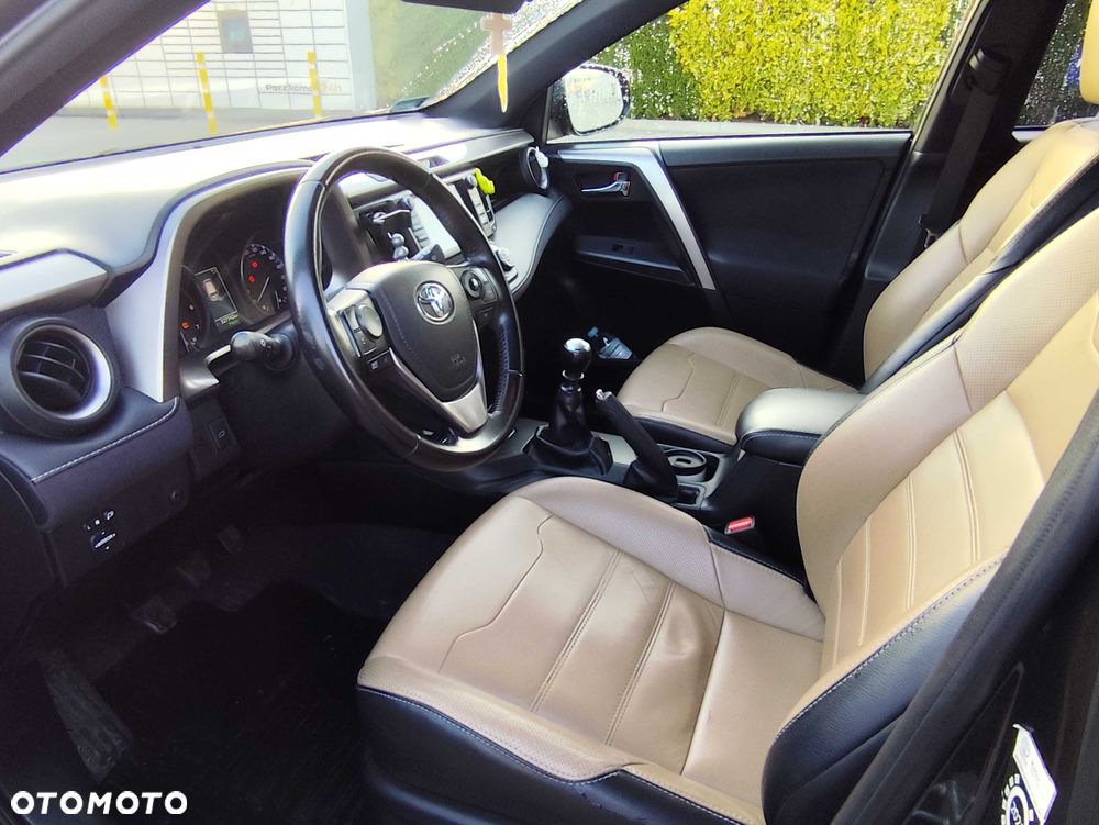 Toyota RAV4 - 5