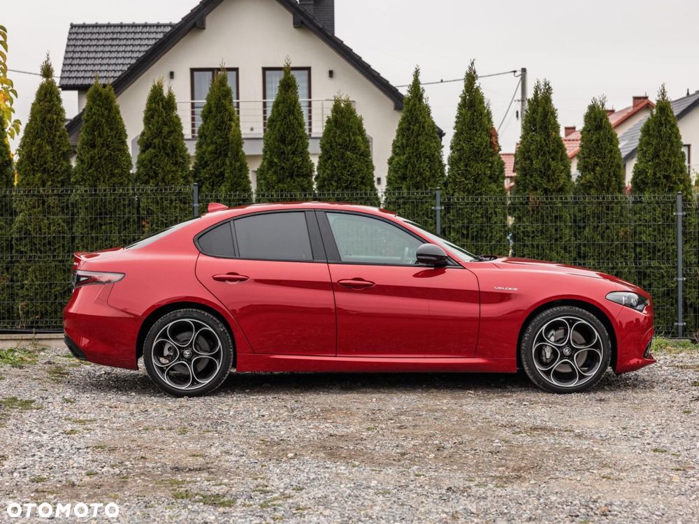 Alfa Romeo Giulia - 6