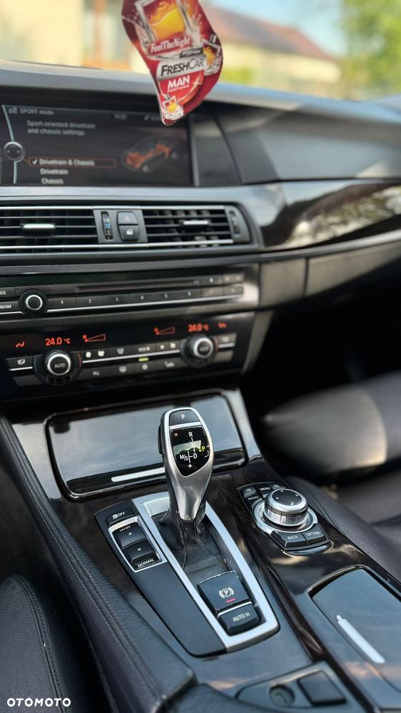BMW Seria 5 535i - 10