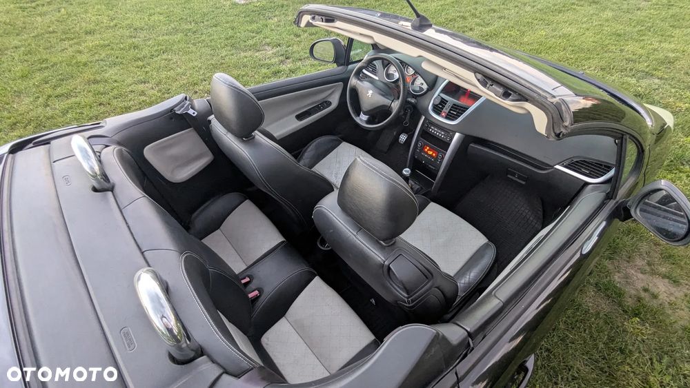 Peugeot 207 CC - 20