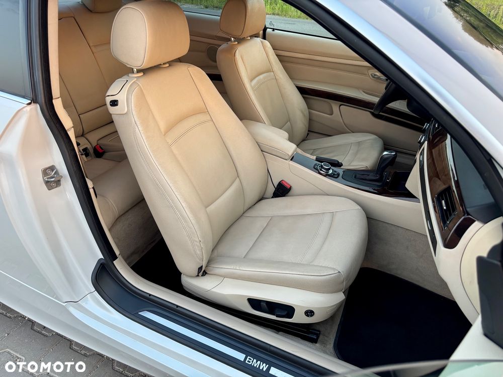 BMW Seria 3 335i - 14