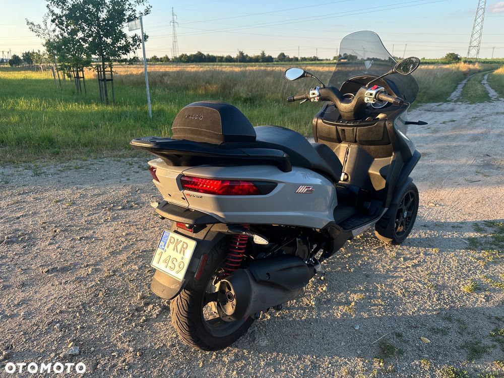 Piaggio MP-3 - 5