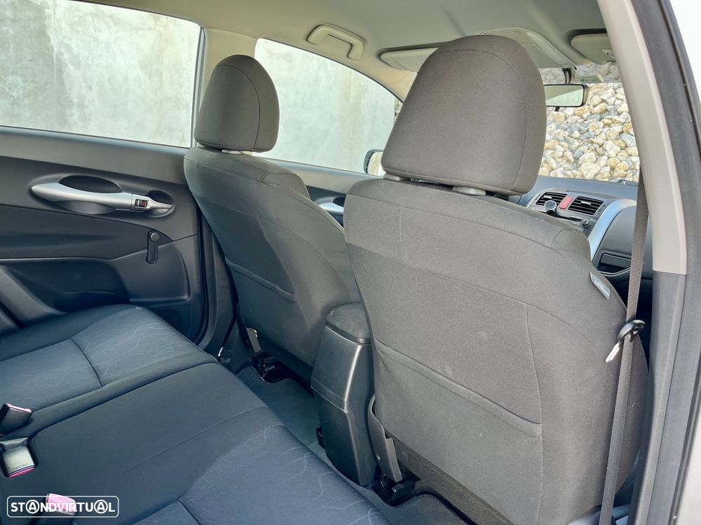 Toyota Auris 1.4 D-4D ACtive+AC - 28