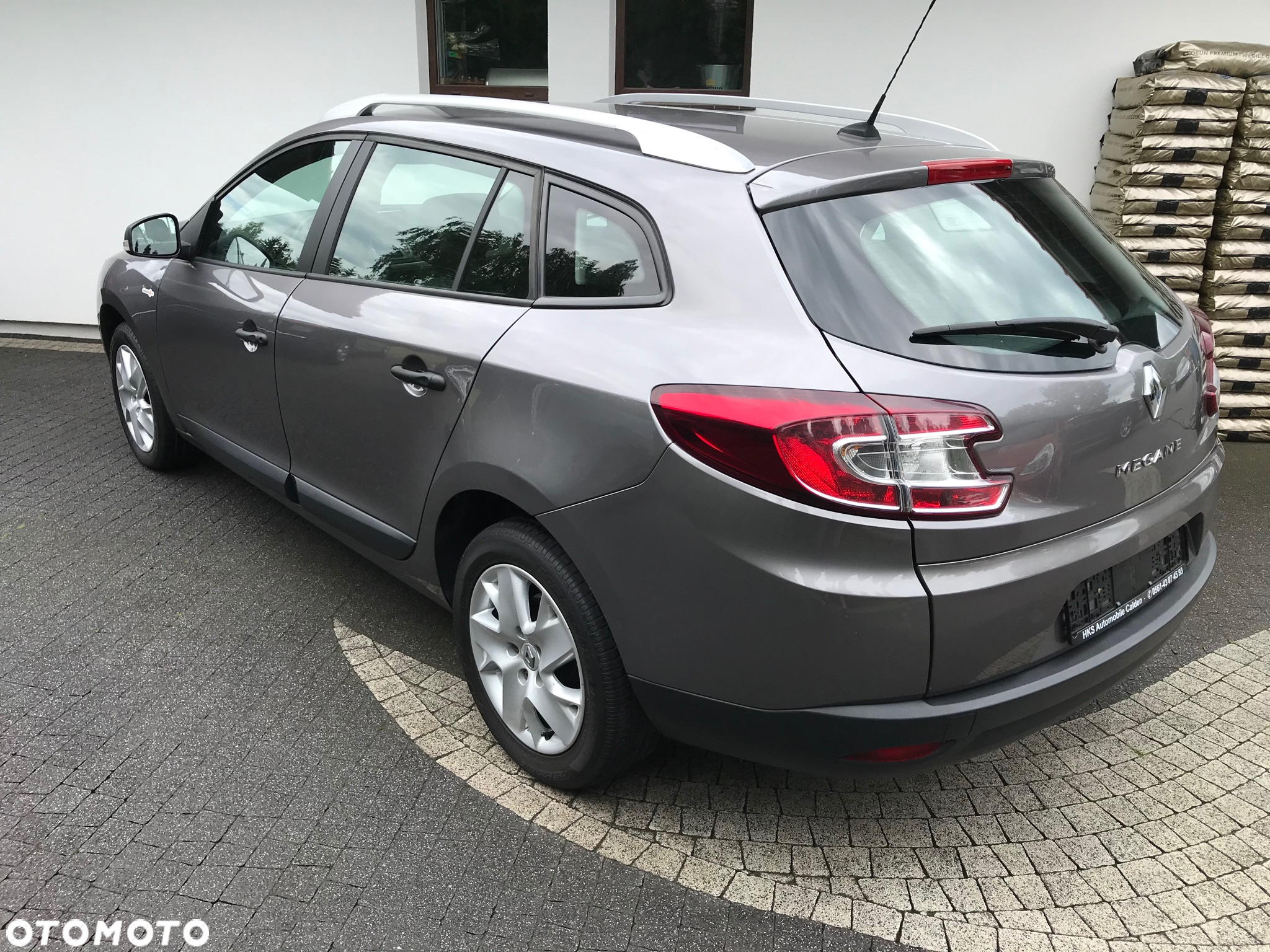 Renault Megane Grandtour 1.6 16V 100 TomTom Edition - 3