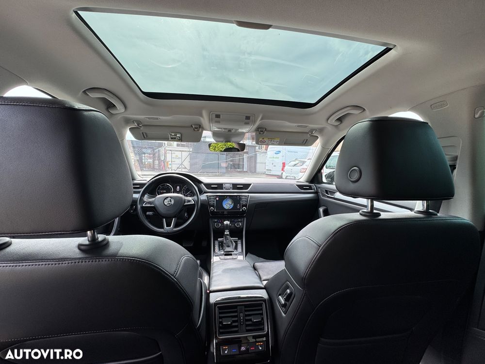 Skoda Superb 2.0 TDI DSG 4X4 Style - 9