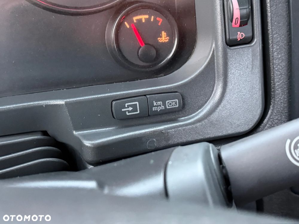 MAN TGL 8.180 // Hakowiec + HDS FASSI F40 // - 31