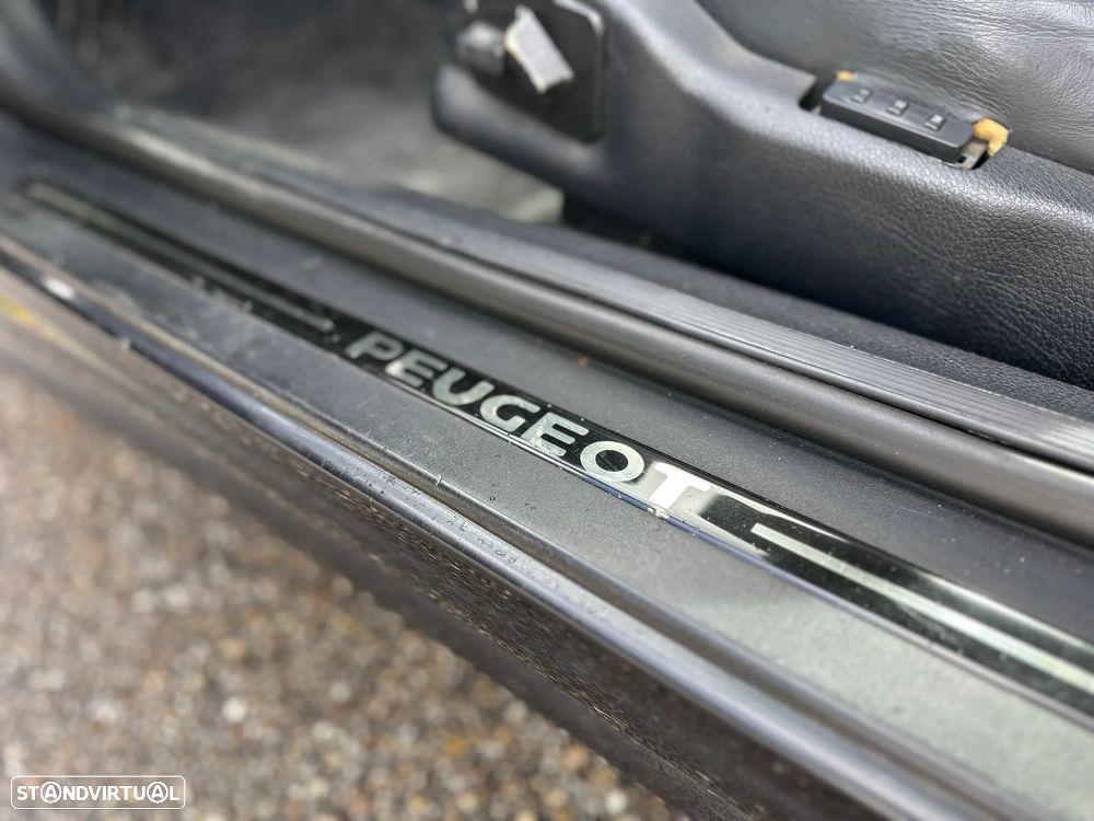 Peugeot 406 Coupé 3.0 V6 - 26