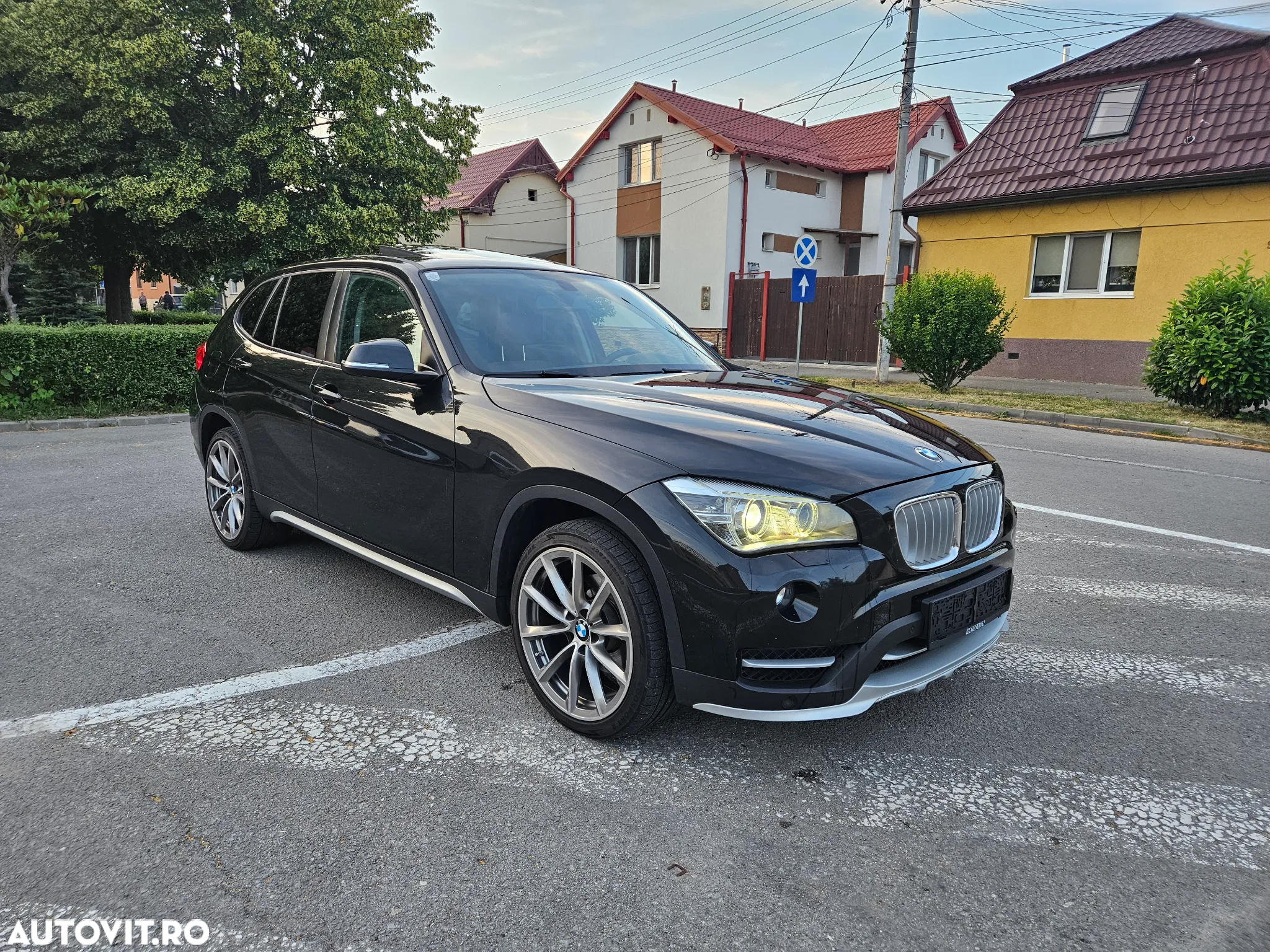 BMW X1 sDrive16d Aut Sport Line - 2