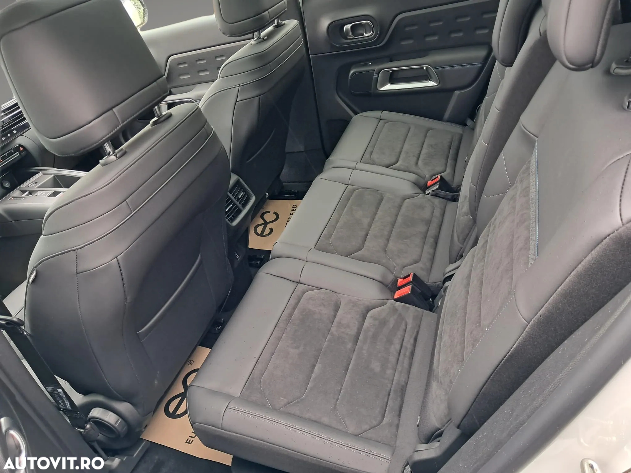 Citroën C5 Aircross 1.2 PureTech S&S EAT8 Shine - 6
