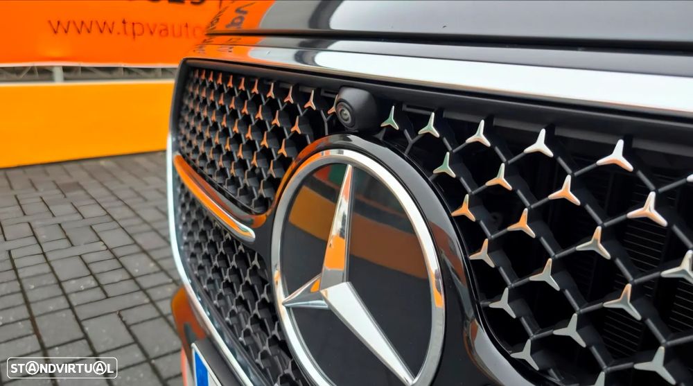 Mercedes-Benz E 300 e - 15
