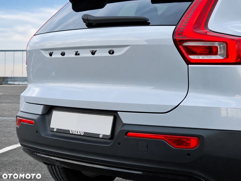 Volvo XC 40 T3 R-Design - 5