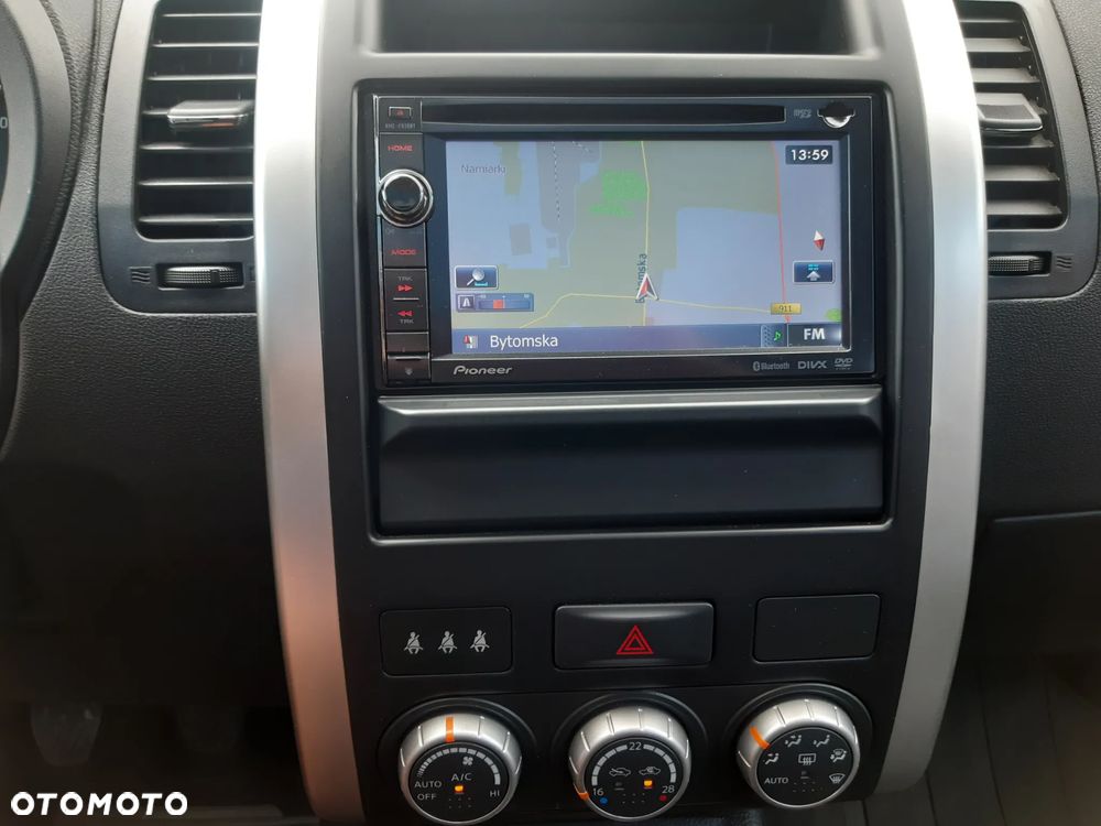 Nissan X-Trail 2.0 dCi LE - 36