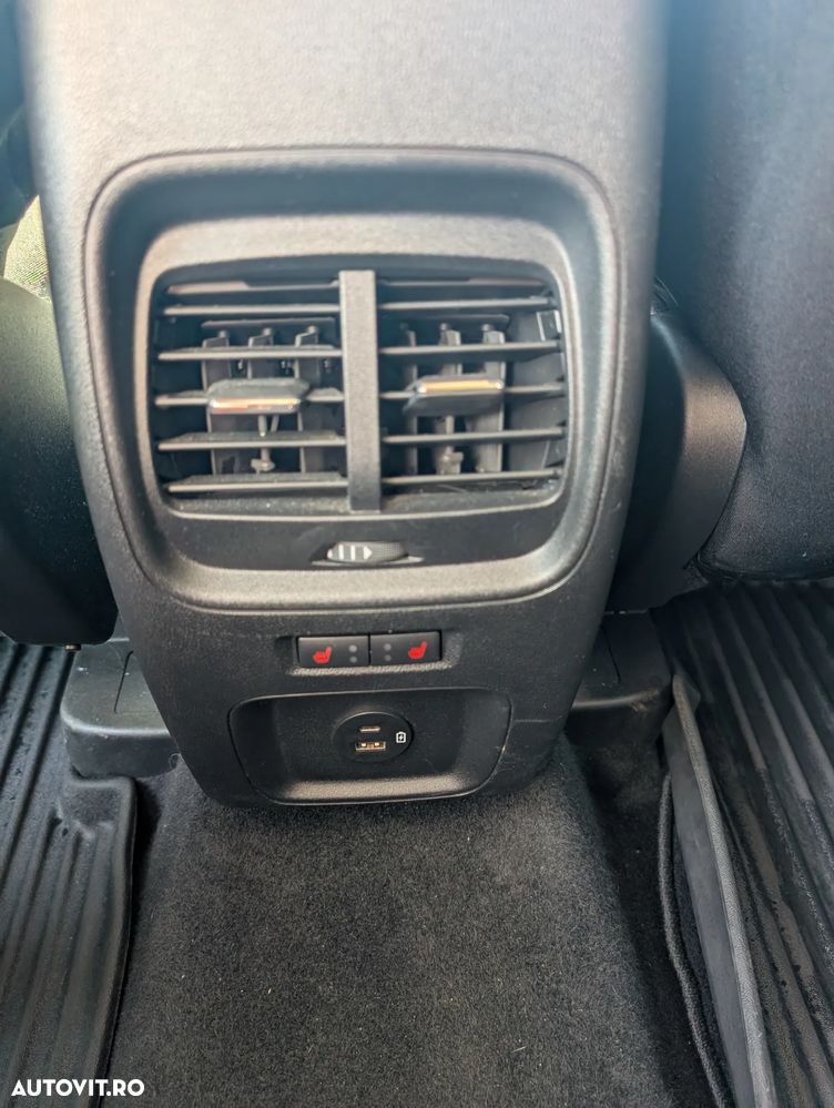 Ford Kuga 1.5 EcoBlue FWD Titanium X - 32