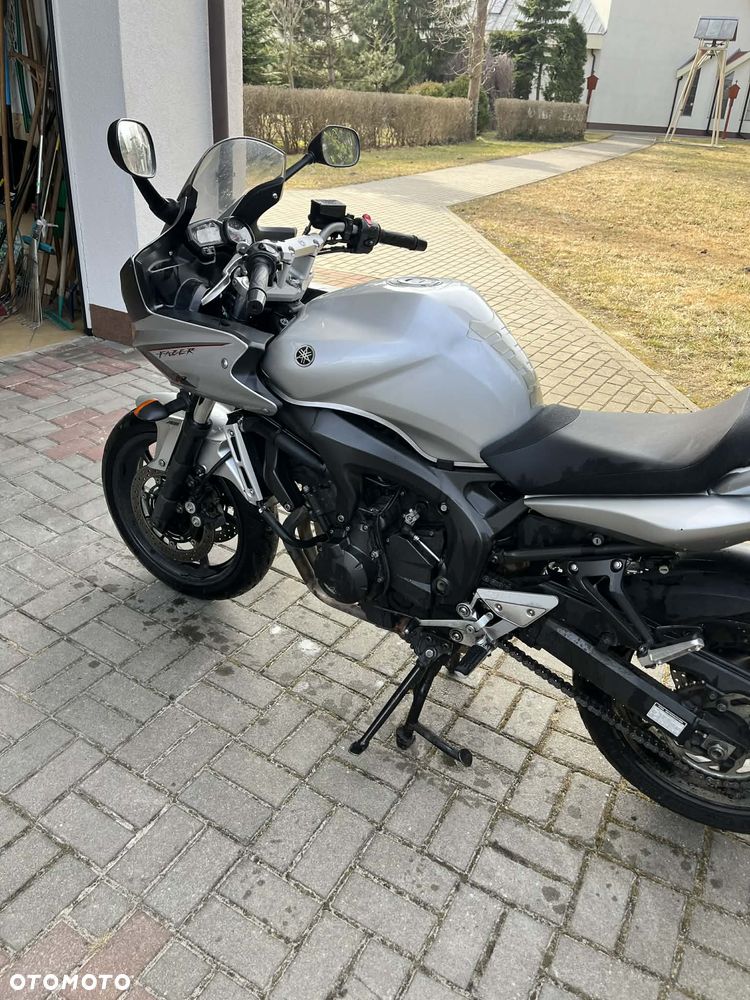 Yamaha FZ6 - 8