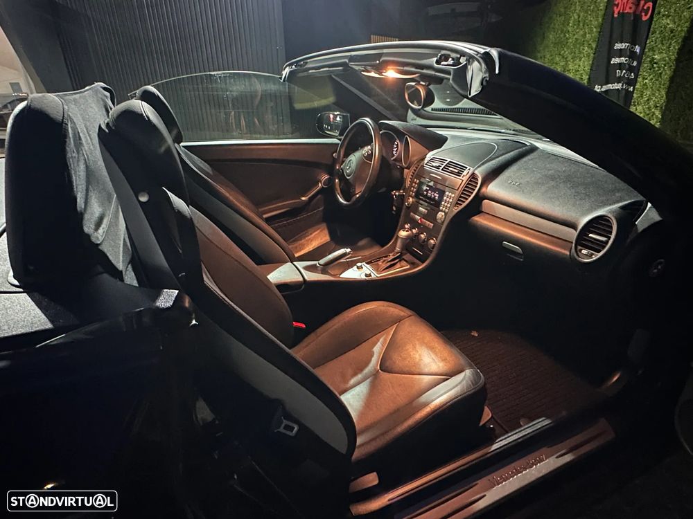 Mercedes-Benz SLK 200 - 24