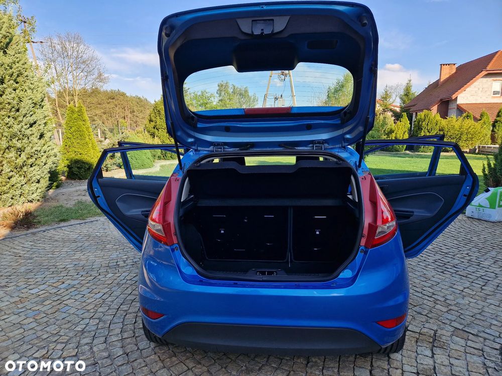 Ford Fiesta 1.25 Champions Edition - 10