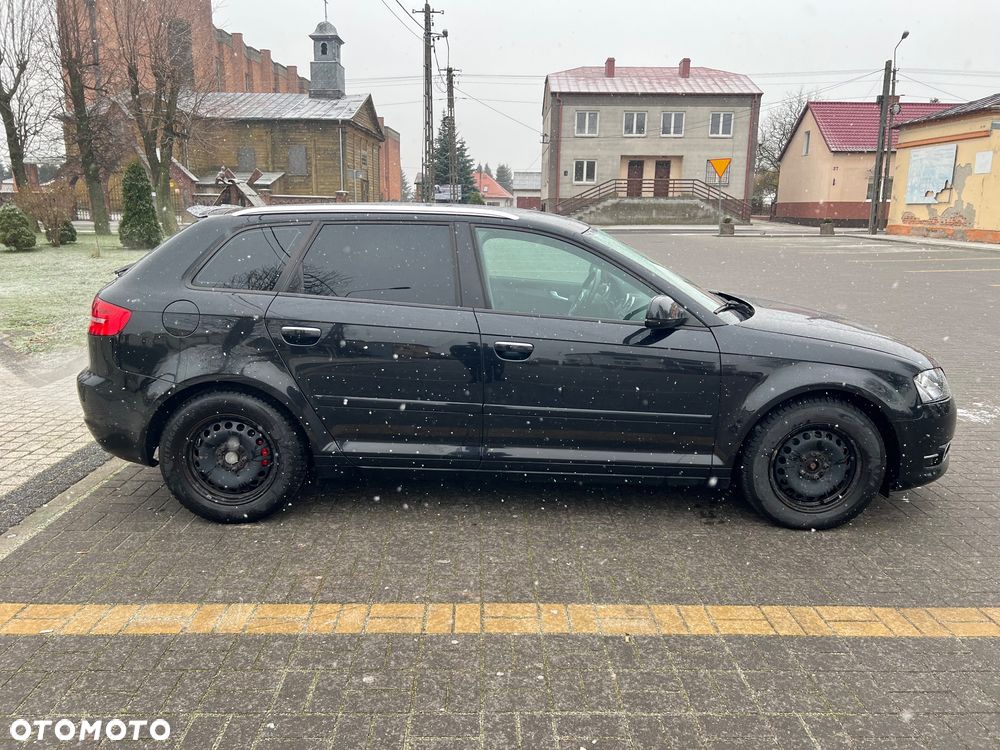 Audi A3 Sportback 1.6 TDI Ambiente - 6