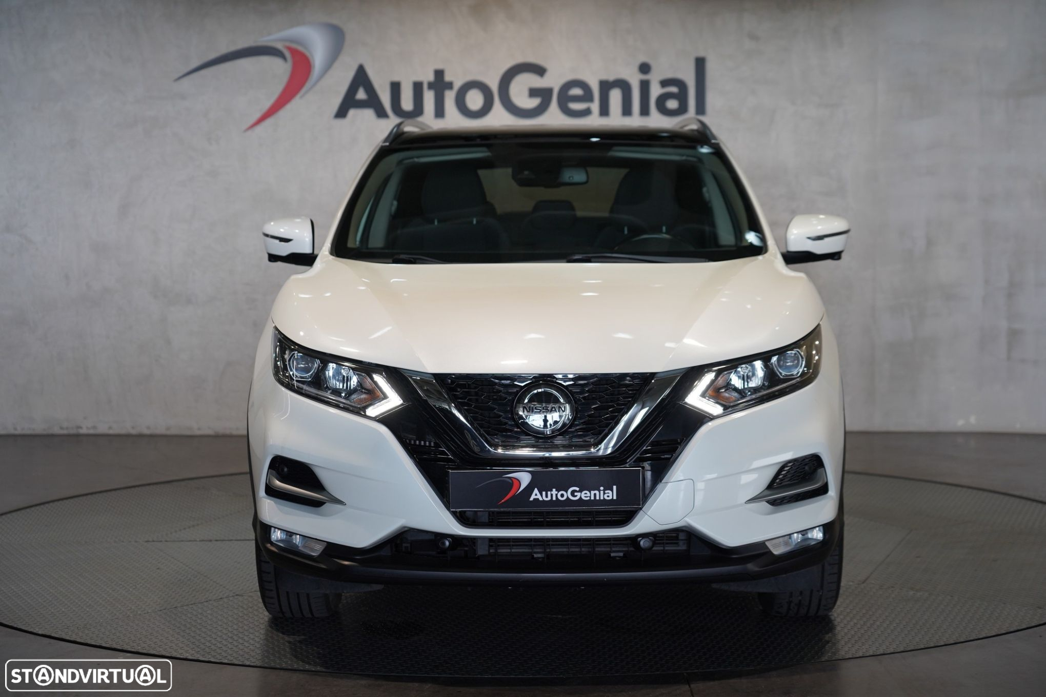 Nissan Qashqai 1.3 DIG-T N-Connecta J18 - 3
