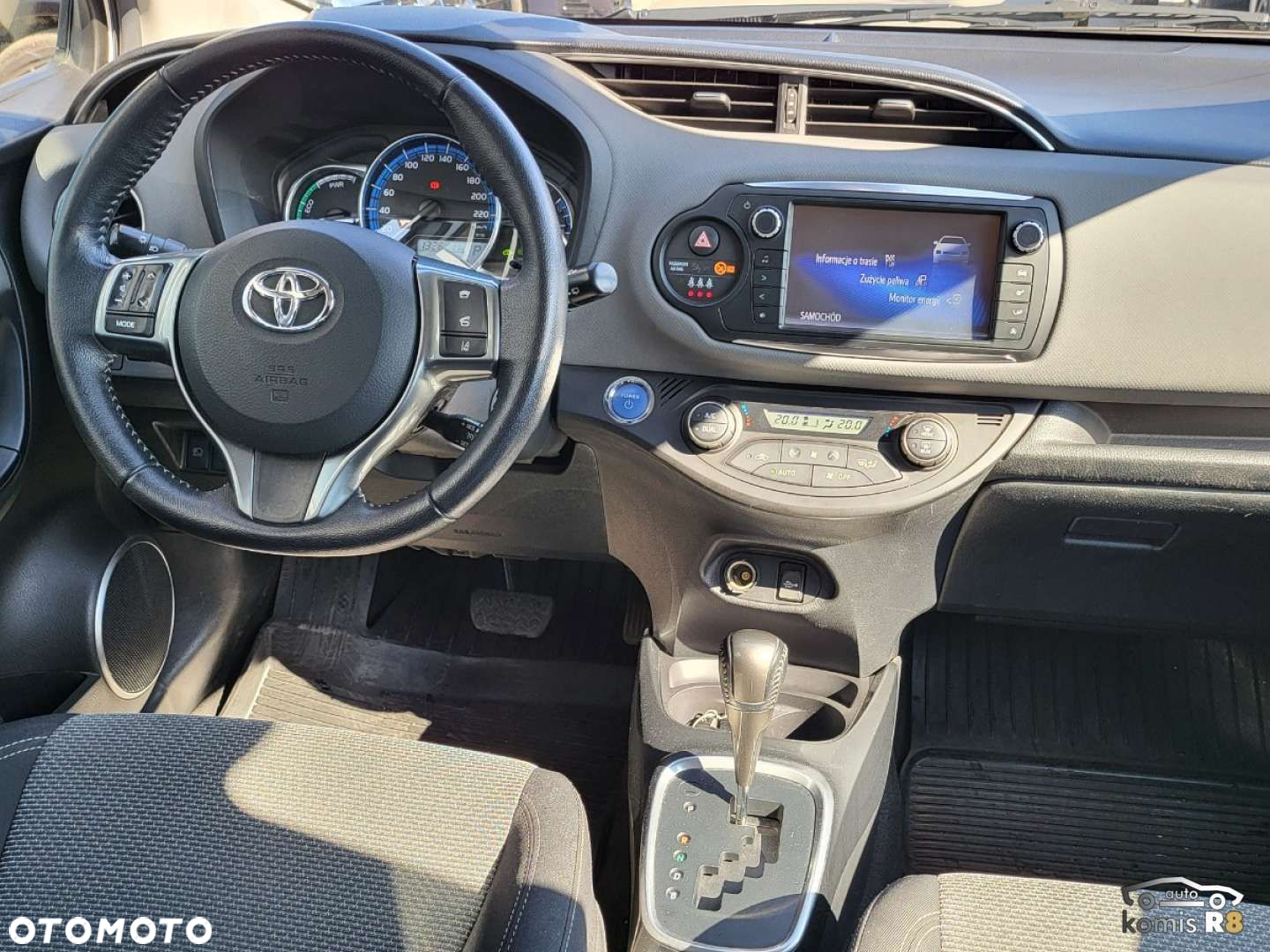 Toyota Yaris - 15
