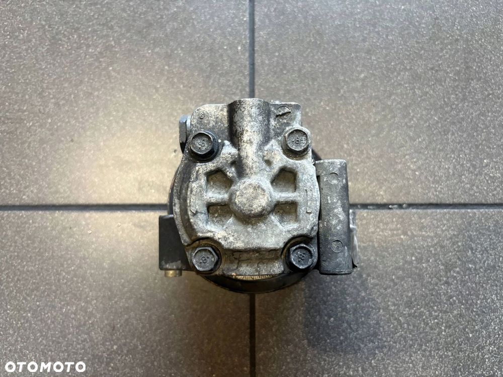 POMPA WSPOMAGANIA 1.8 TDCI FORD 6G91-3A696-CD - 2