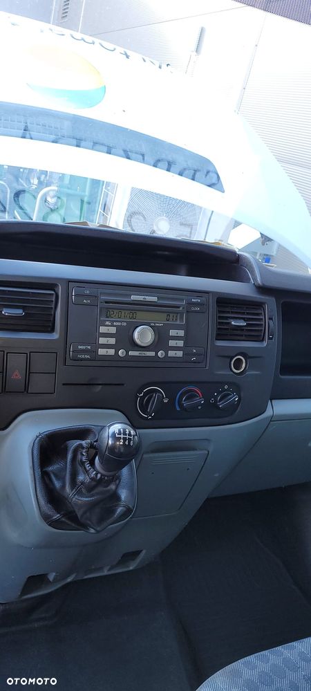 Ford Transit - 10