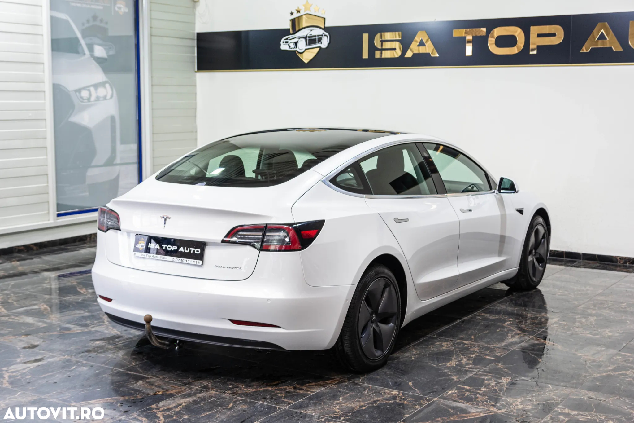 Tesla Model 3 Long Range - 35