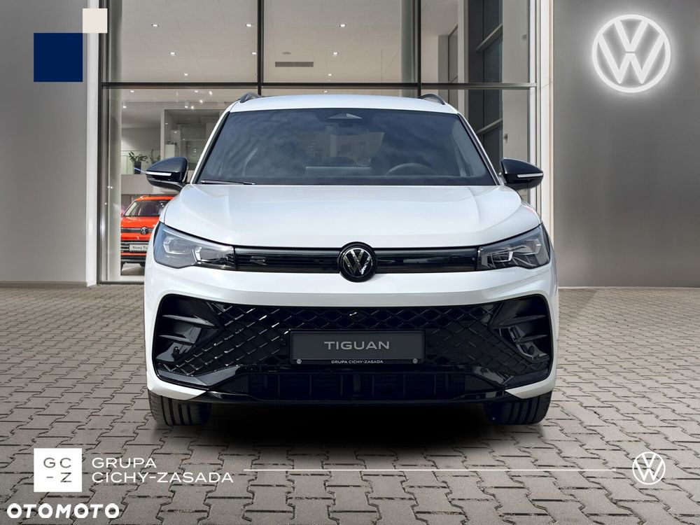 Volkswagen Tiguan - 8