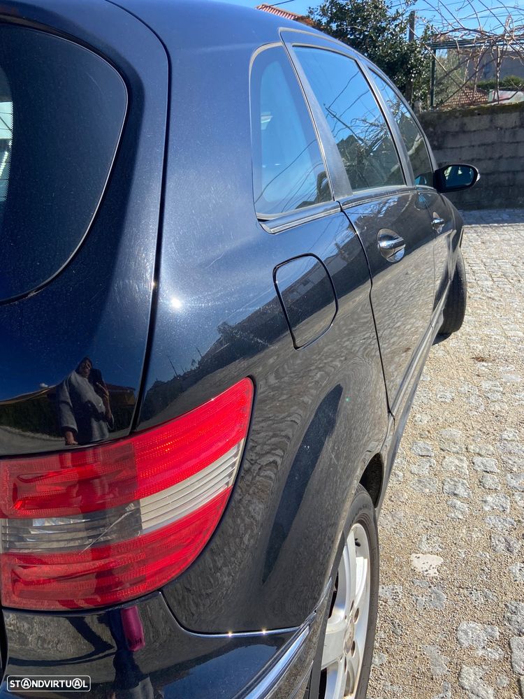 Mercedes-Benz B 150 Standard - 3