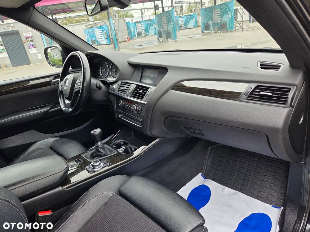BMW X3 xDrive20d Blue Performance - 27