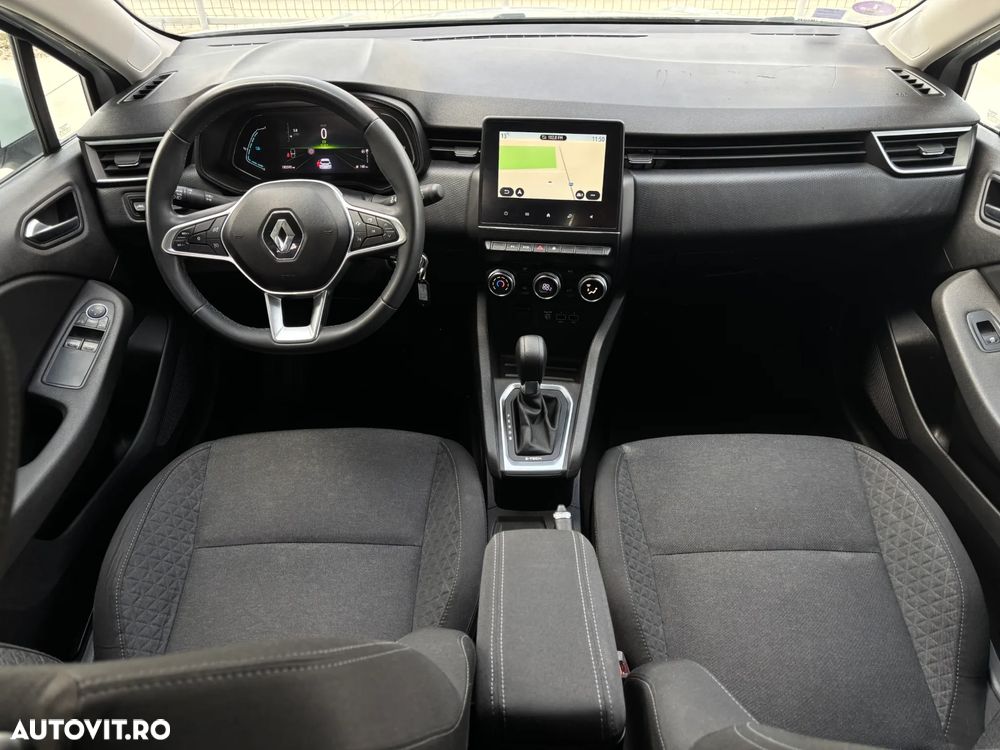 Renault Clio E-TECH 140 BUSINESS EDITION - 14