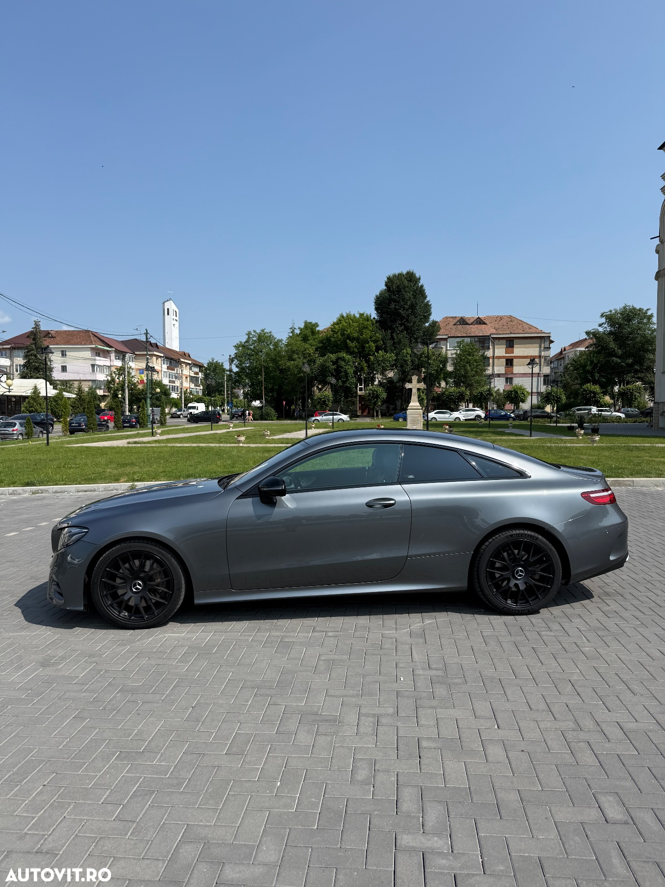 Mercedes-Benz E 350 d 4MATIC Cabrio - 2
