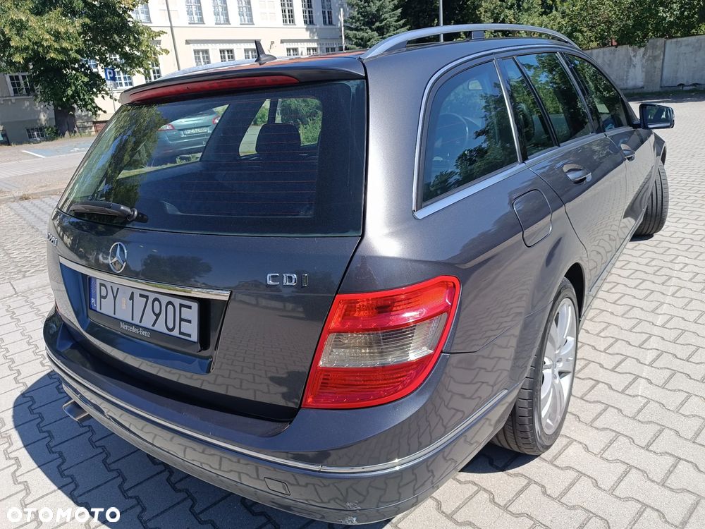 Mercedes-Benz Klasa C 220 CDI DPF Automatik Avantgarde - 3