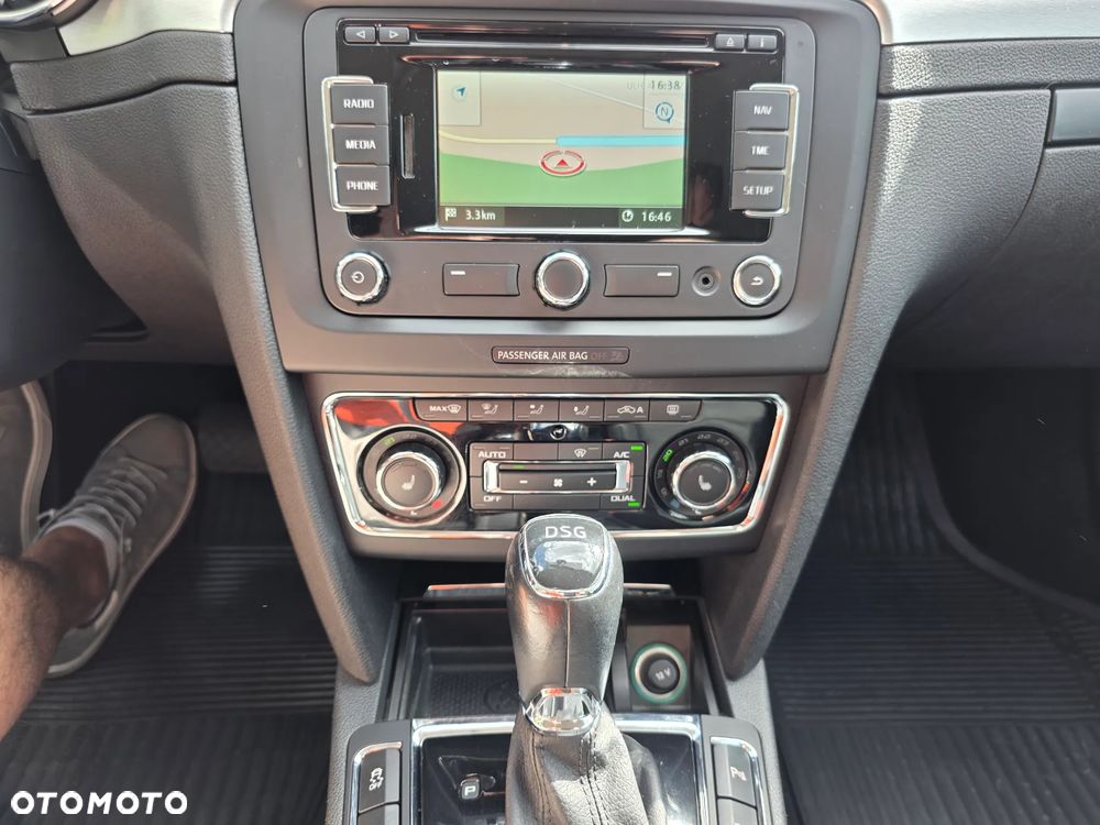 Skoda Superb 2.0 TSI Platinum DSG - 24